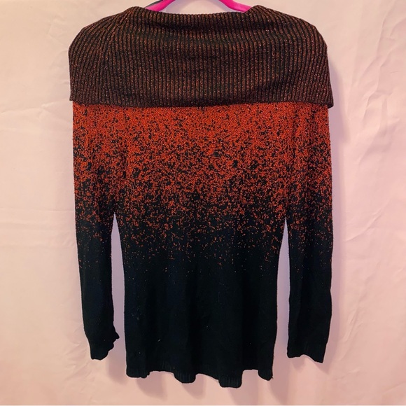 Ombré Red Black Shimmer Fold-over Metallic Sweater Top NY Collection Medium Chic - Picture 7 of 10